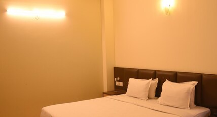 Golden Park Hotel & Resort Room Type - Premium Room