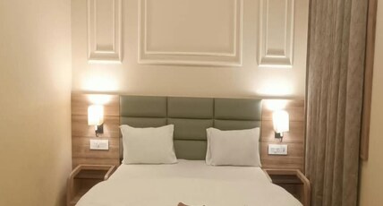 HOTEL NEEL GAGAN HOTEL TOURIST Room Type - LUXURY DOUBLE AC ROOM HOTEL NEEL GAGAN HOTEL TOURIST Room Type - LUXURY DOUBLE AC ROOM