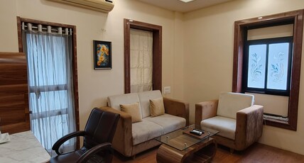 Hotel Raj Palace Room Type - Suite Room with Balcony and Bathtub Hotel Raj Palace Room Type - Suite Room with Balcony and Bathtub