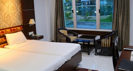 AIRPORT CITY HOTEL Room Type - Standard Room
