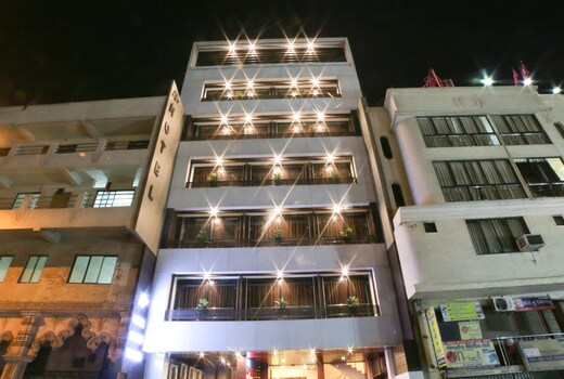 Hotel Grand Pragati