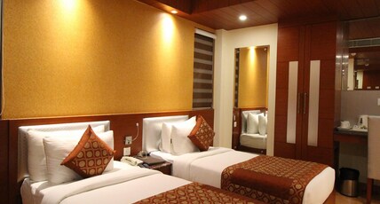 Hotel Golden Grand Room Type - Deluxe Twin