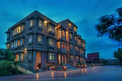 Garh Govind Resort