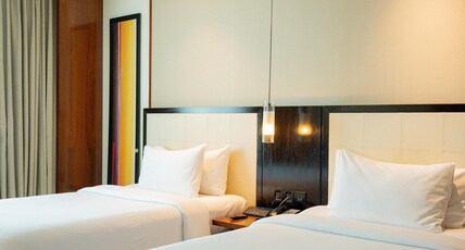 DoubleTree by Hilton Pune Chinchwad Room Type - Deluxe Room Twin Beds