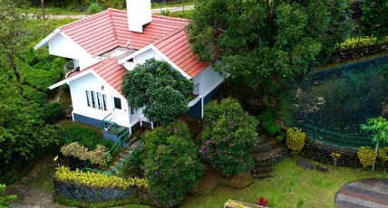 Falcon Crest Room Type - Standard Two Bedroom Family Cottage Valley View Balcony Independent Unit