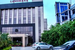 Hotel Landmark