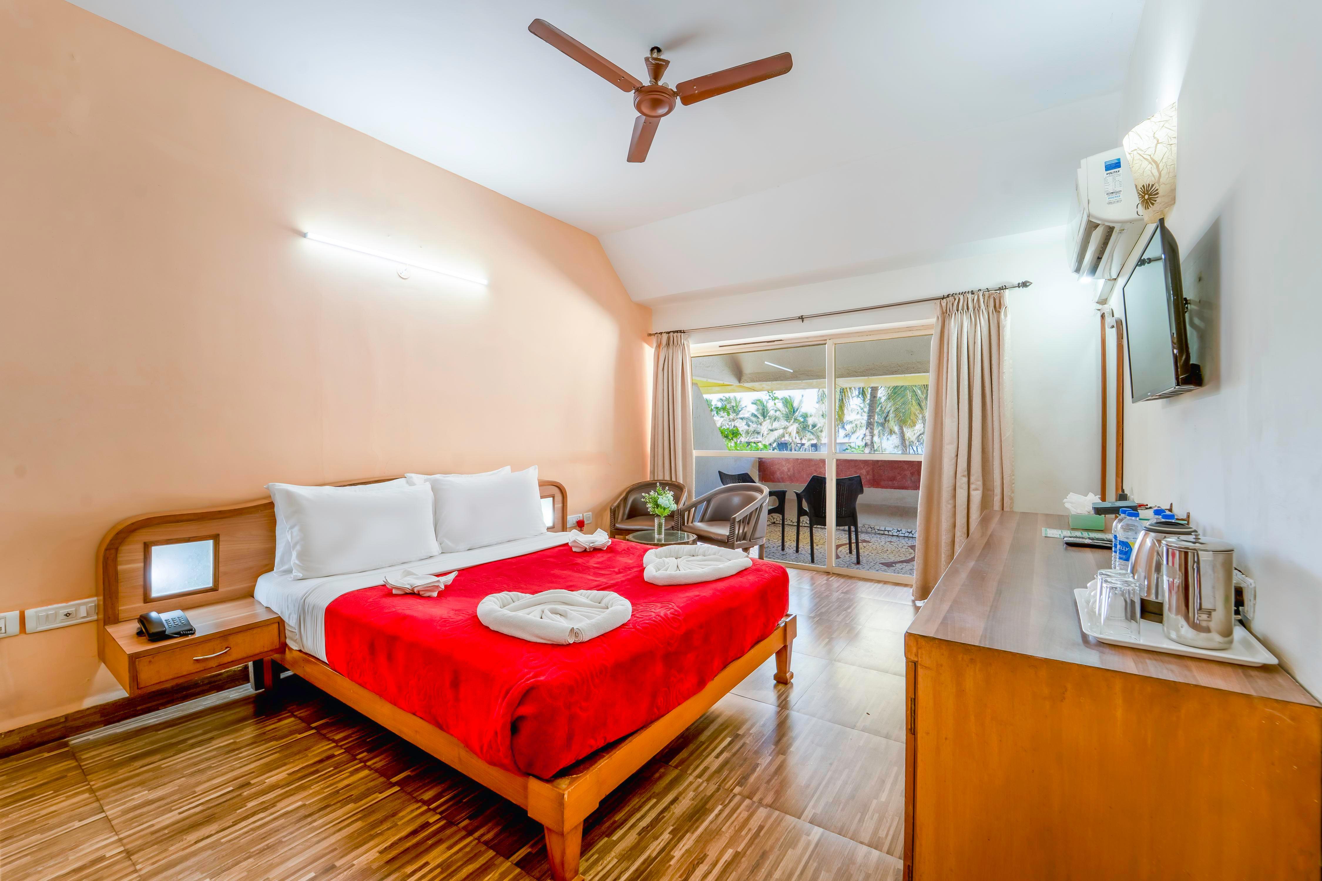 Calangute Residency Room Type - Sea View Front Deluxe AC Room