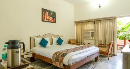 Hotel Chandrawati Palace, Abu Road Room Type - Deluxe Room With Balcony