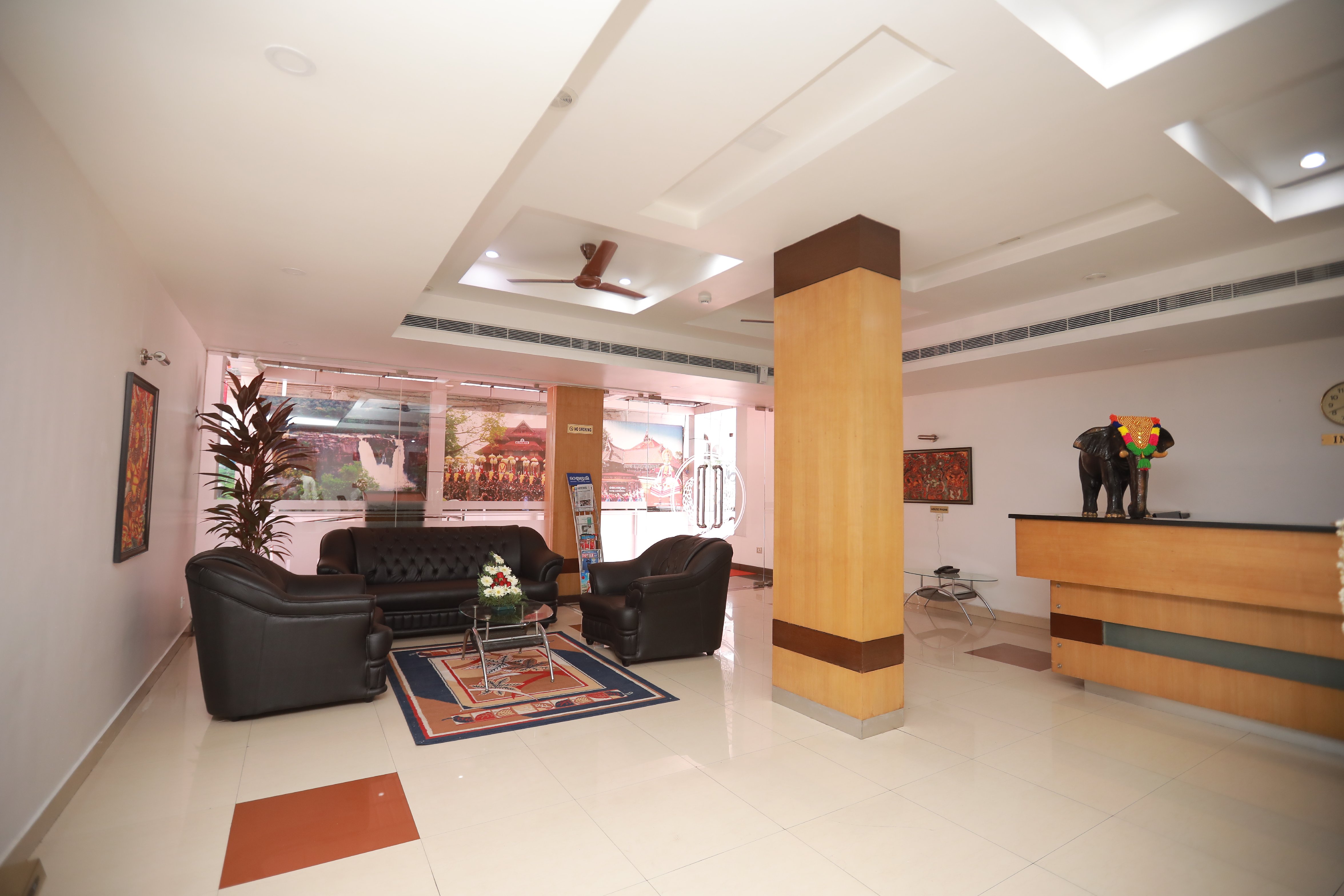 HOTEL PENINSULA THRISSUR