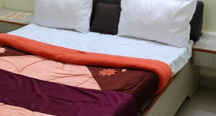 Hotel Shaurya Room Type - Standard Double Bed Room With Fan