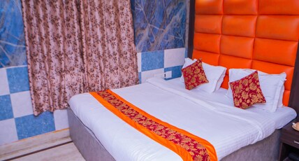 SHREE KRISHNA HOTELS AND RESORTS Room Type - Deluxe AC Room SHREE KRISHNA HOTELS AND RESORTS Room Type - Deluxe AC Room