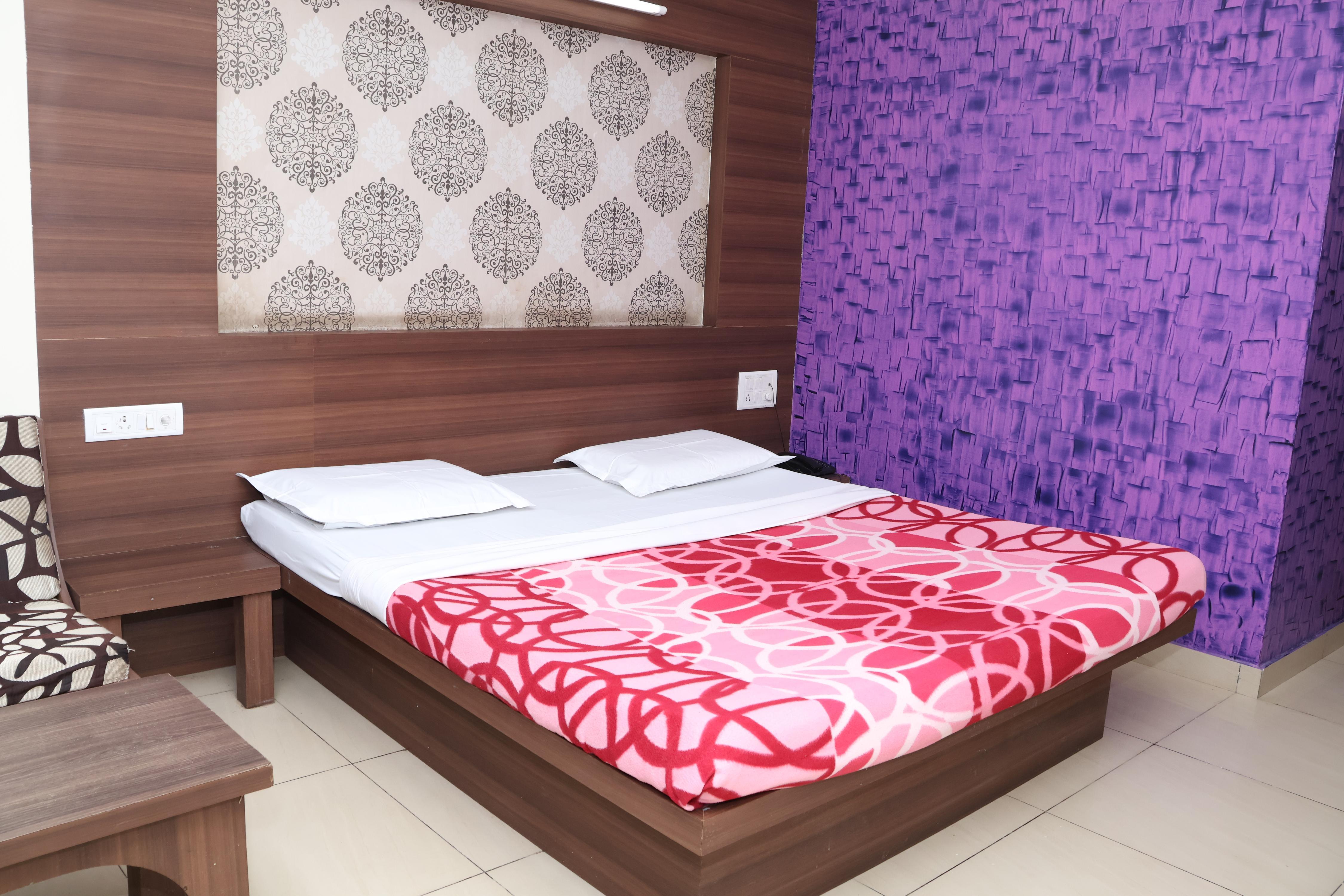 Hotel Shoven Room Type - Budget Executive Room