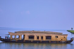 Xandari Riverscapes Houseboat