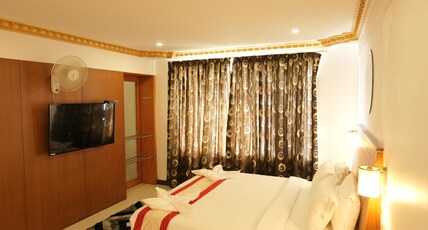 Hotel Meridian Inn Room Type - GRAND SUITE
