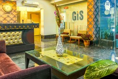 Photos of GIS SELECT BANJARA HILLS