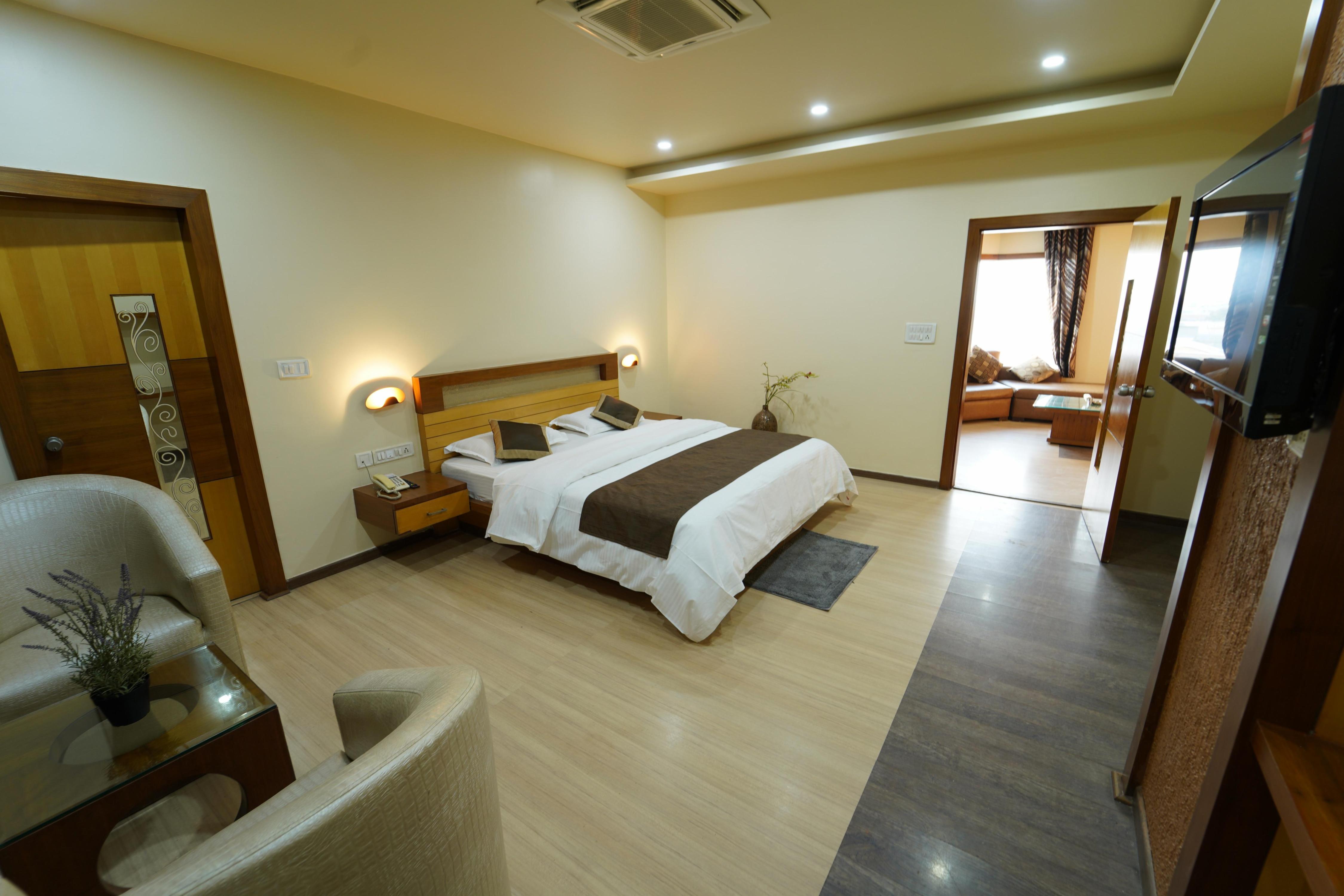 Dvr Mansion Room Type - Maharaja Suite