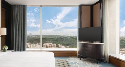 Shangri-La Bengaluru Room Type - Panorama View Room - King
