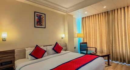 Spree Hotel Jaipur Room Type - Deluxe Room King Bed