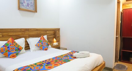 Hotel Regency Room Type - Deluxe Room