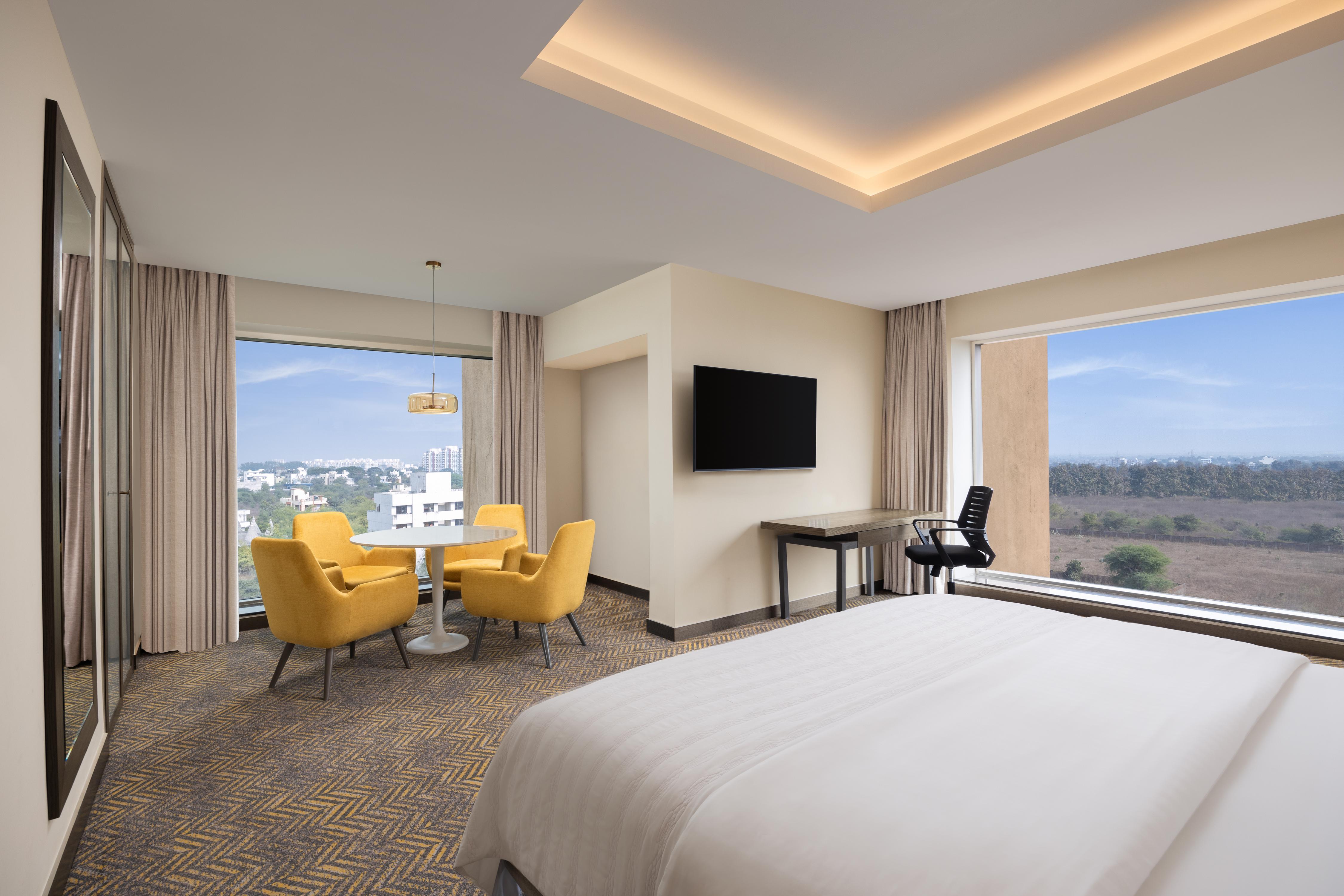 Le Meridien Nagpur - Tap to explore photos
