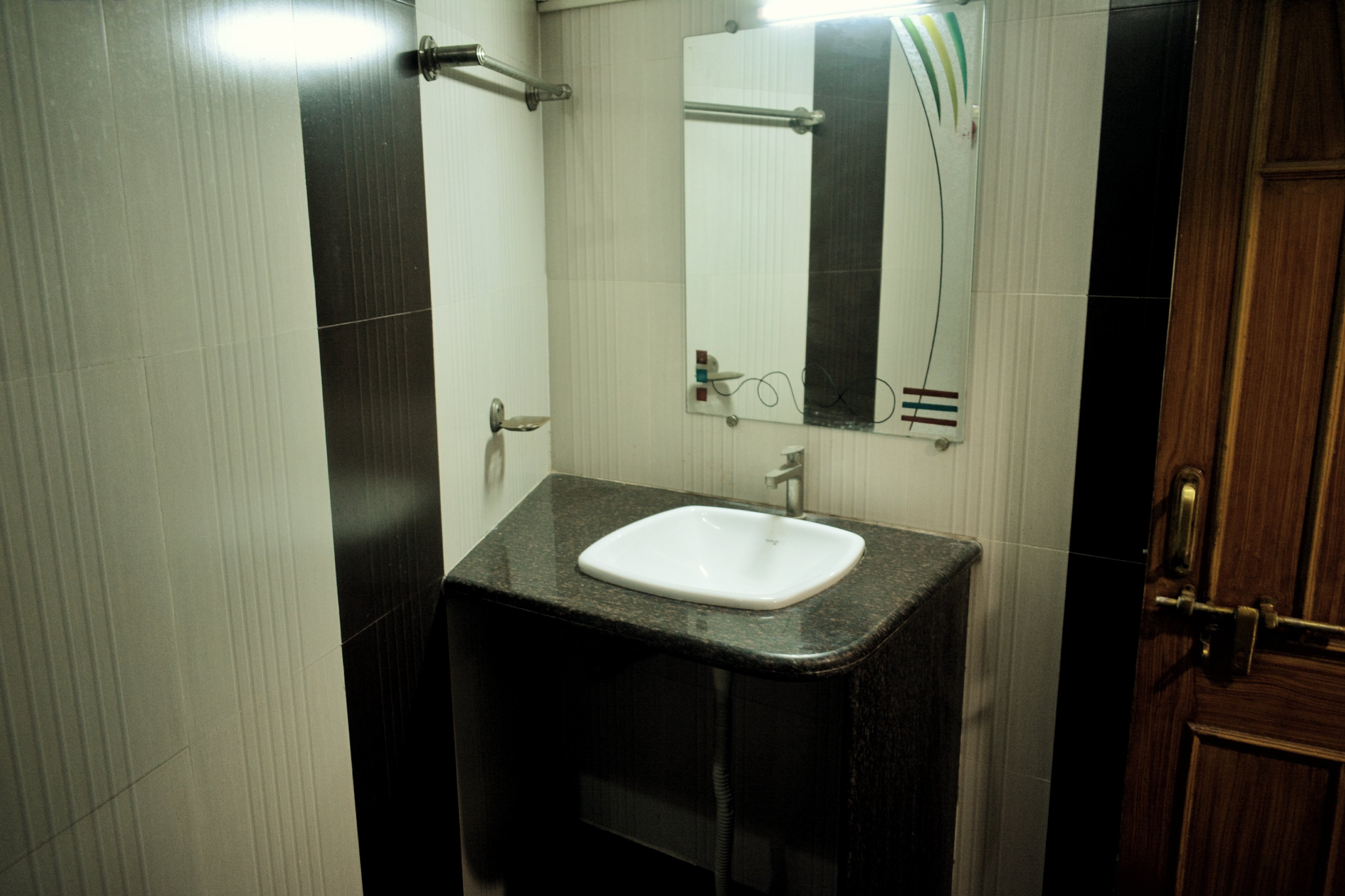 Hotel Raj Palace - Tap to explore photos