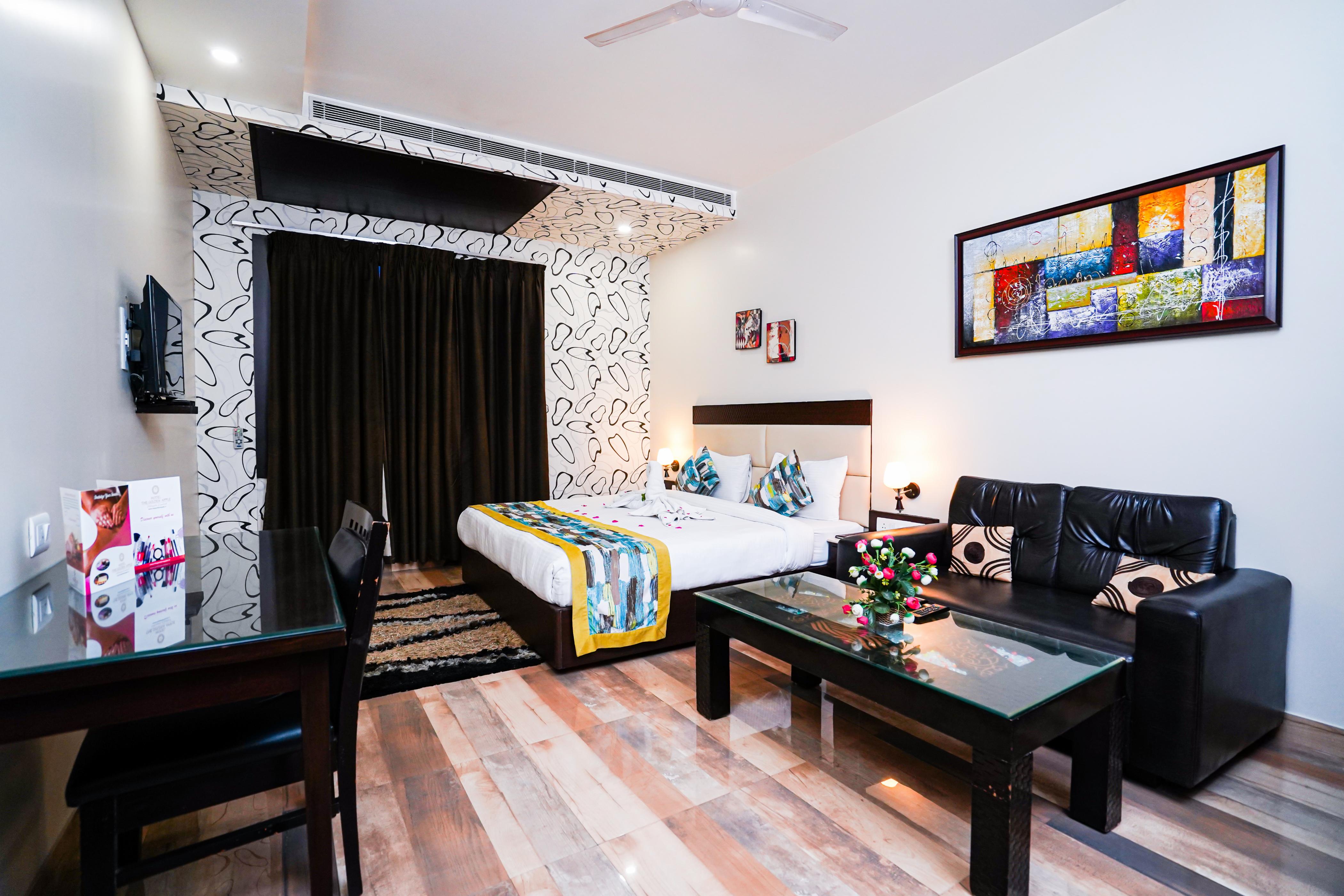 The Golden apple  Room Type - Executive Room
