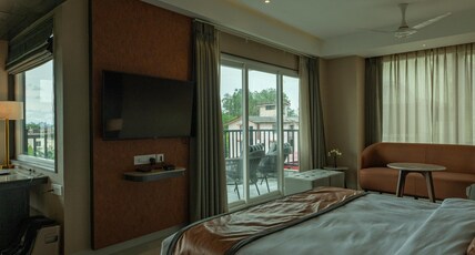 HOTEL TEA COUNTY- A 3 Star Boutique Hotel Room Type - Executive Room