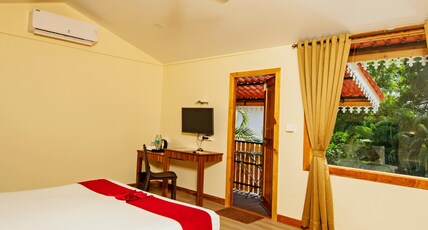 Majestic Beach Comforts-Beachfront Room Type - Deluxe Room ( First Floor )