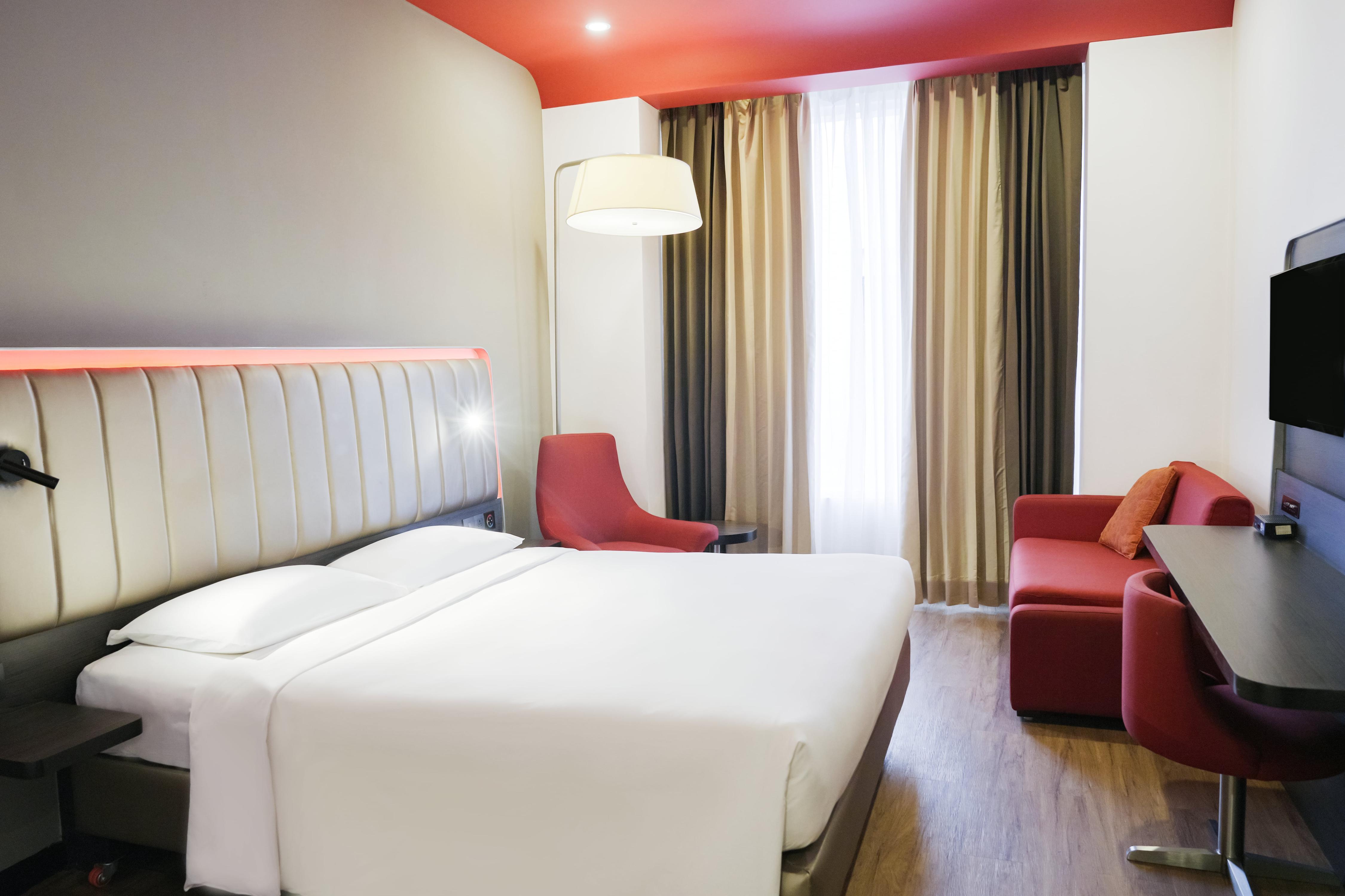Park Inn by Radisson Amritsar Airport Room Type - One Bedroom Suite