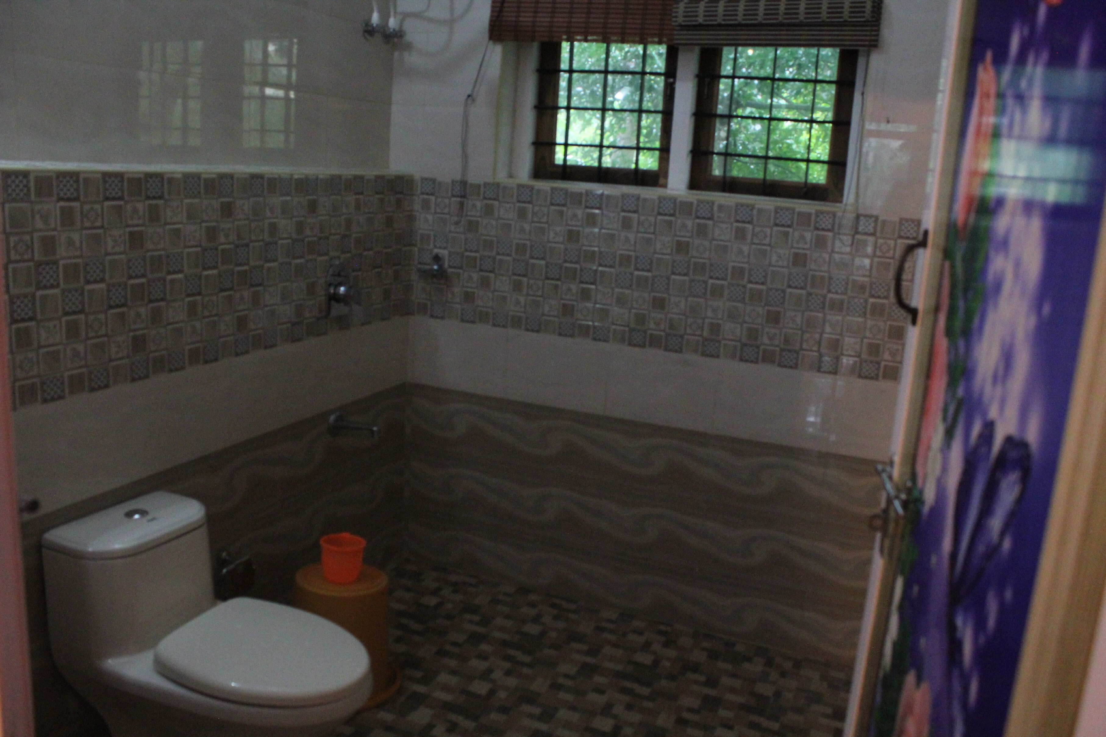 Horn Bill Homestay - Tap to explore photos