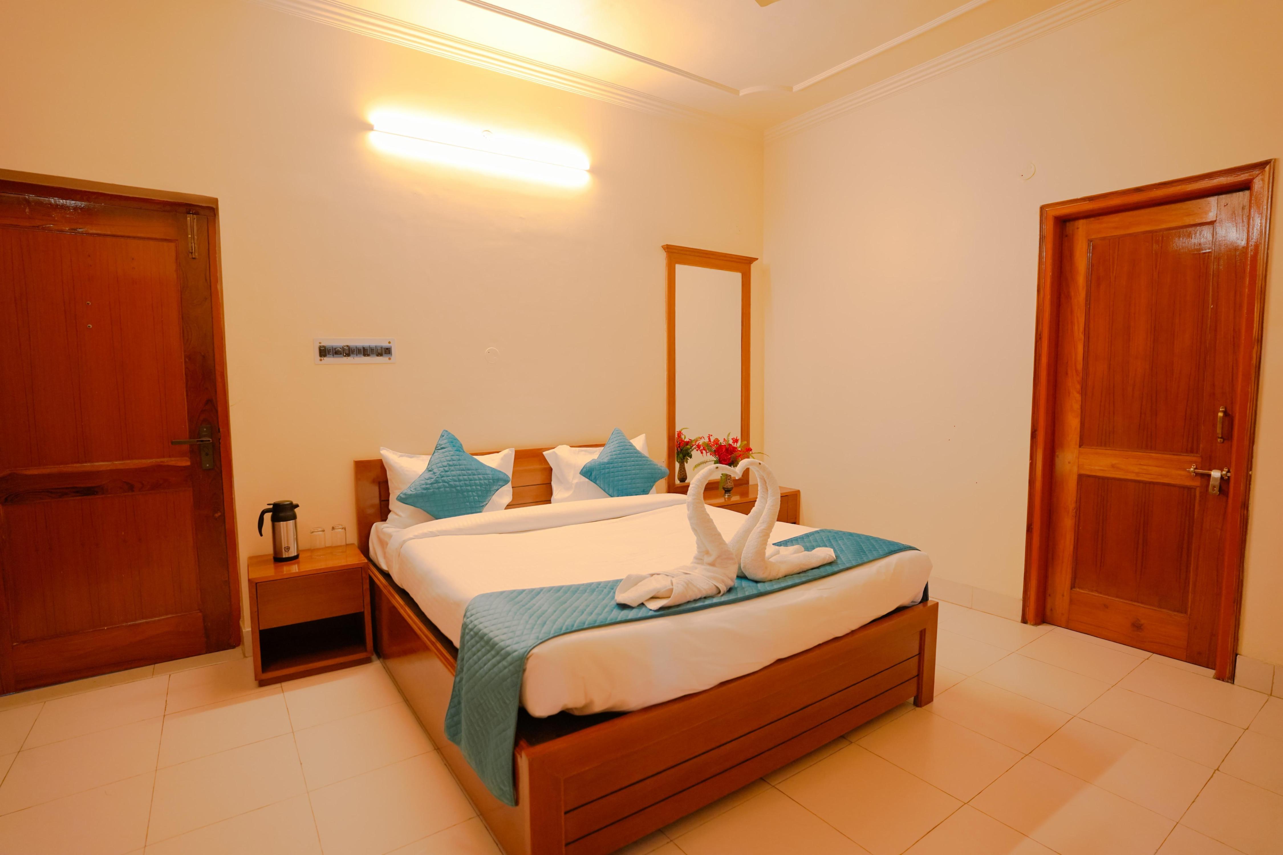 Chirping Hills Resort Room Type - Bird house with sofa cum bed-No Balcony