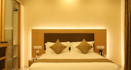 Kuber Inn Elite near DLF IT Park, MIOT Hosp, Trade Centre & Fintech Room Type - Studio Room WIth Balcony