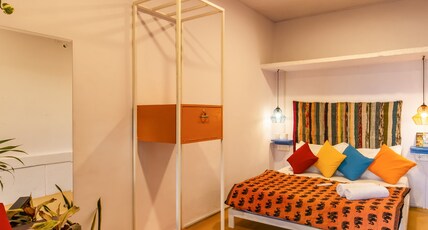 goSTOPS Lite Jaipur Room Type - Standard Private AC Room with Ensuite Bathroom