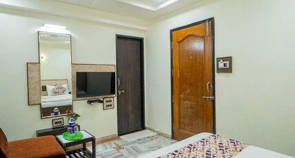 Hotel Sangam Room Type - Deluxe Room