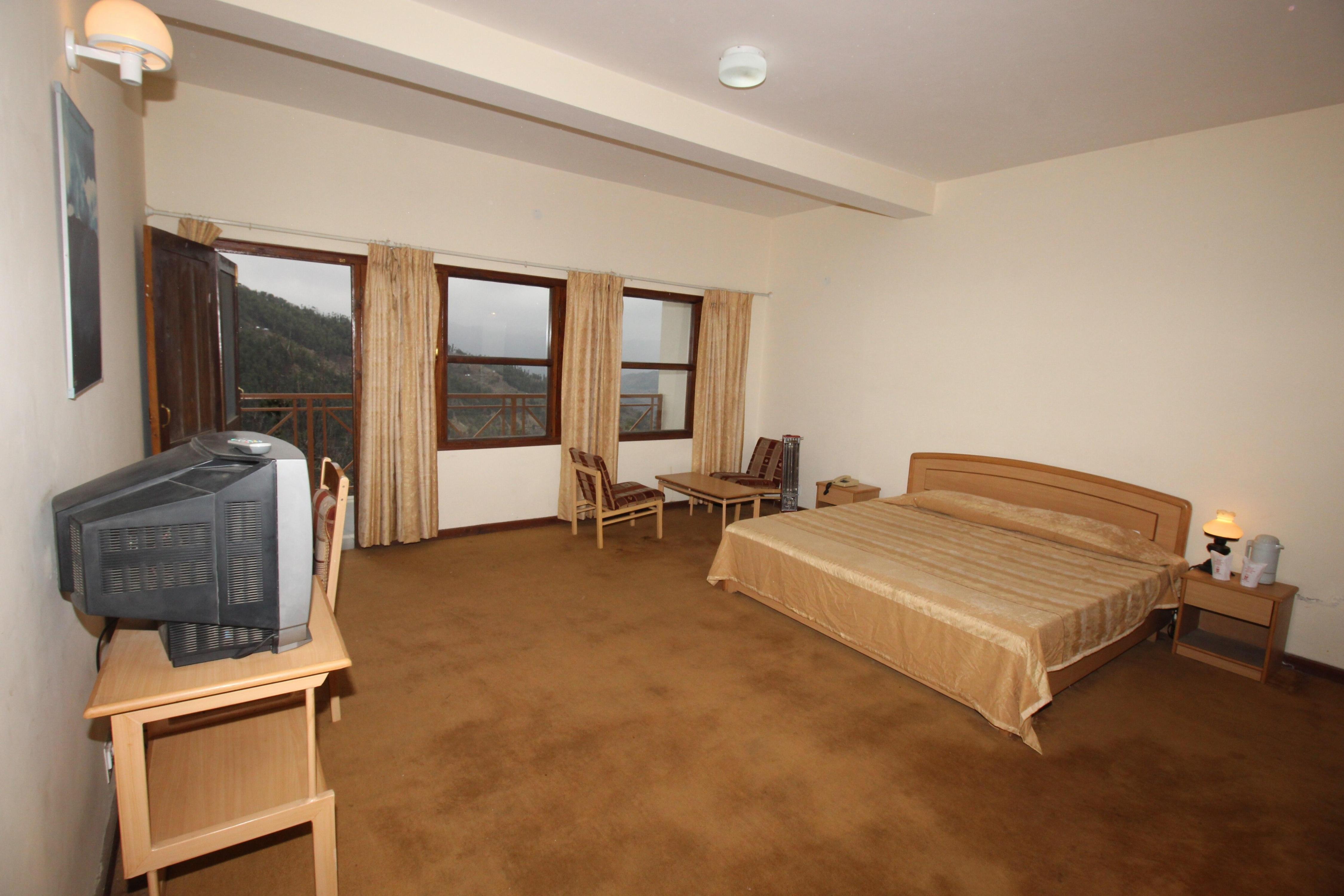 Giriganga Resort, Kharapathar (HPTDC) Room Type - DBR Deluxe