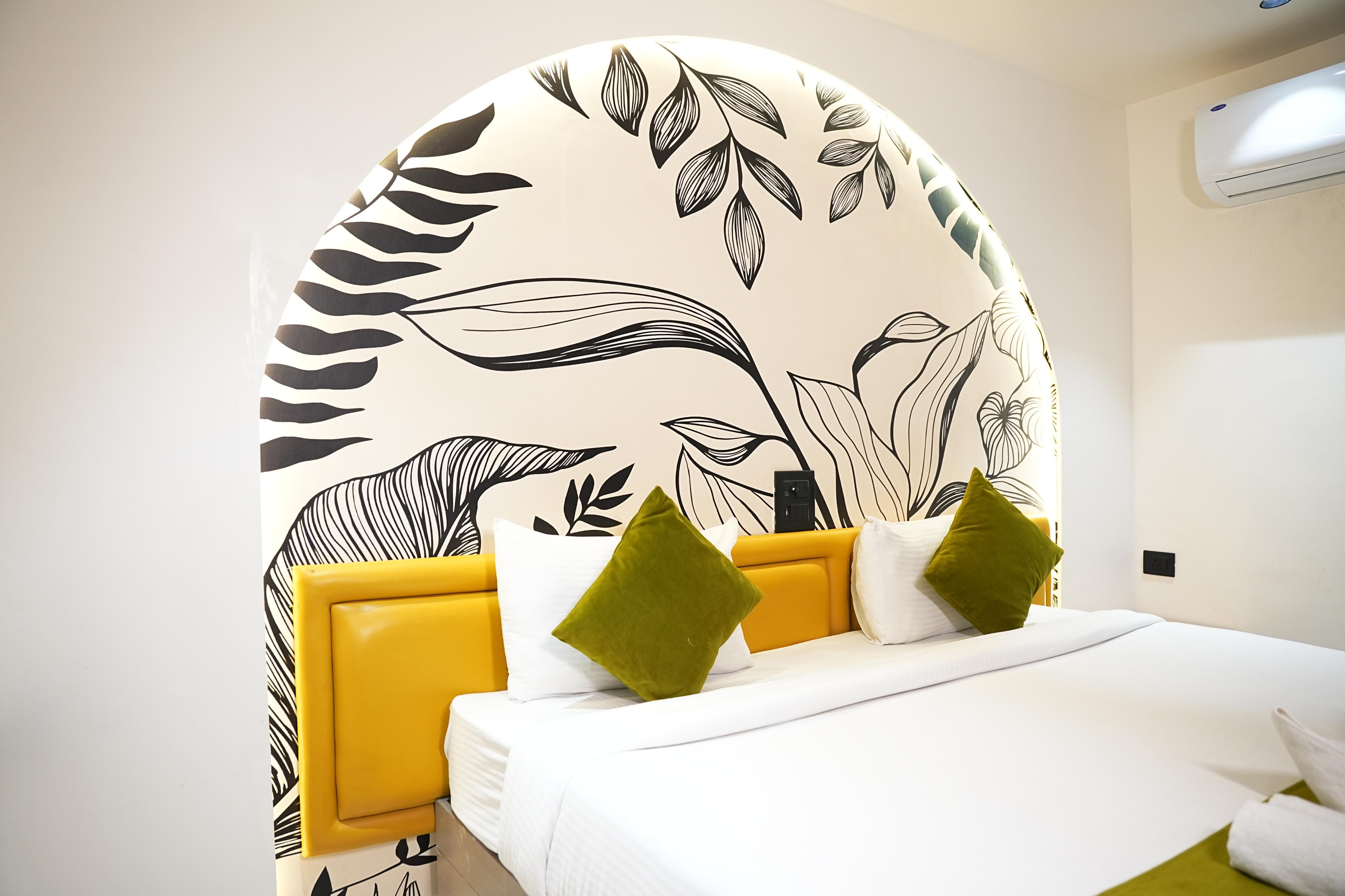 La Riviera Suites - Tap to explore photos