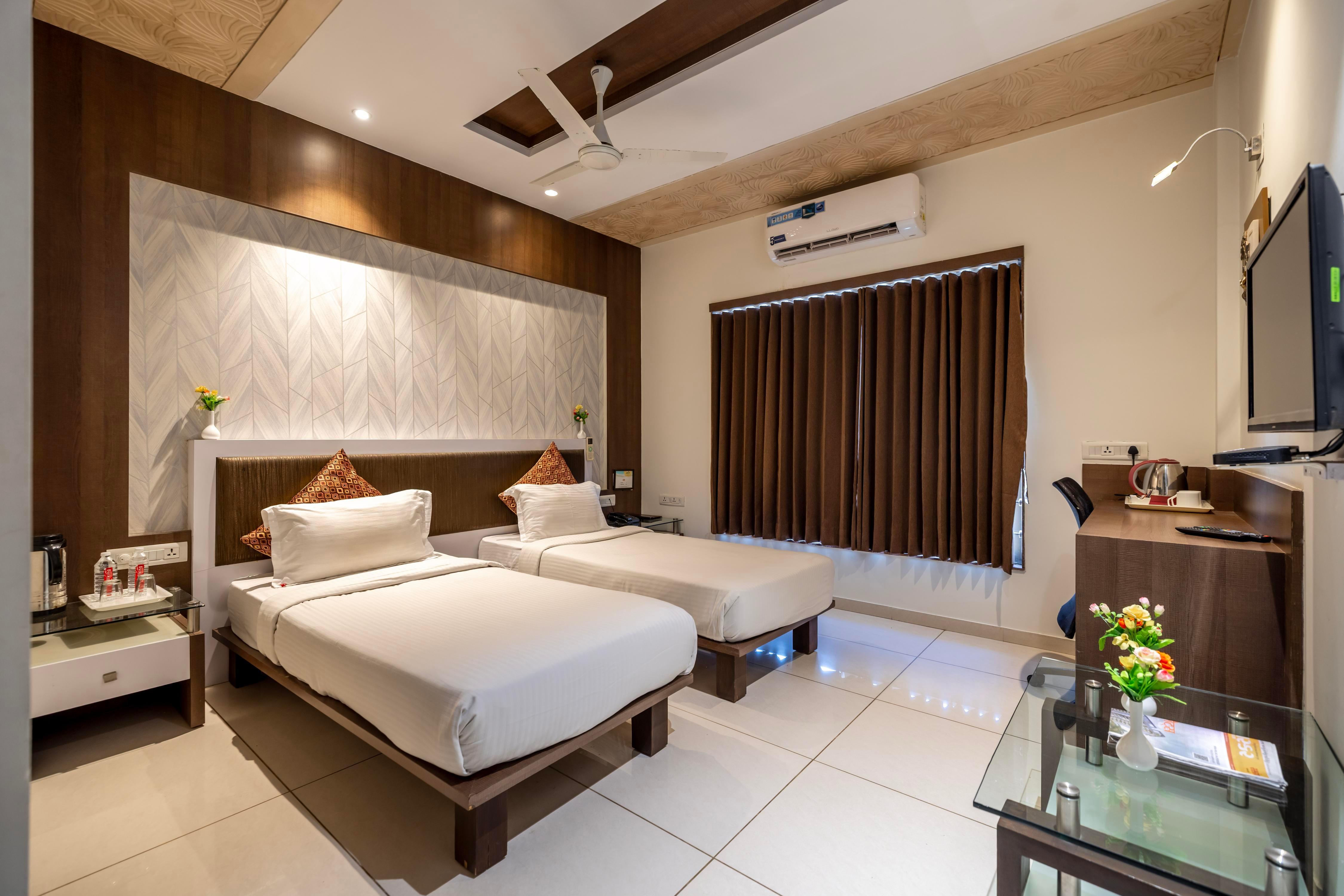 HOTEL MANEK THE OCEAN VIEW Room Type - Elegance