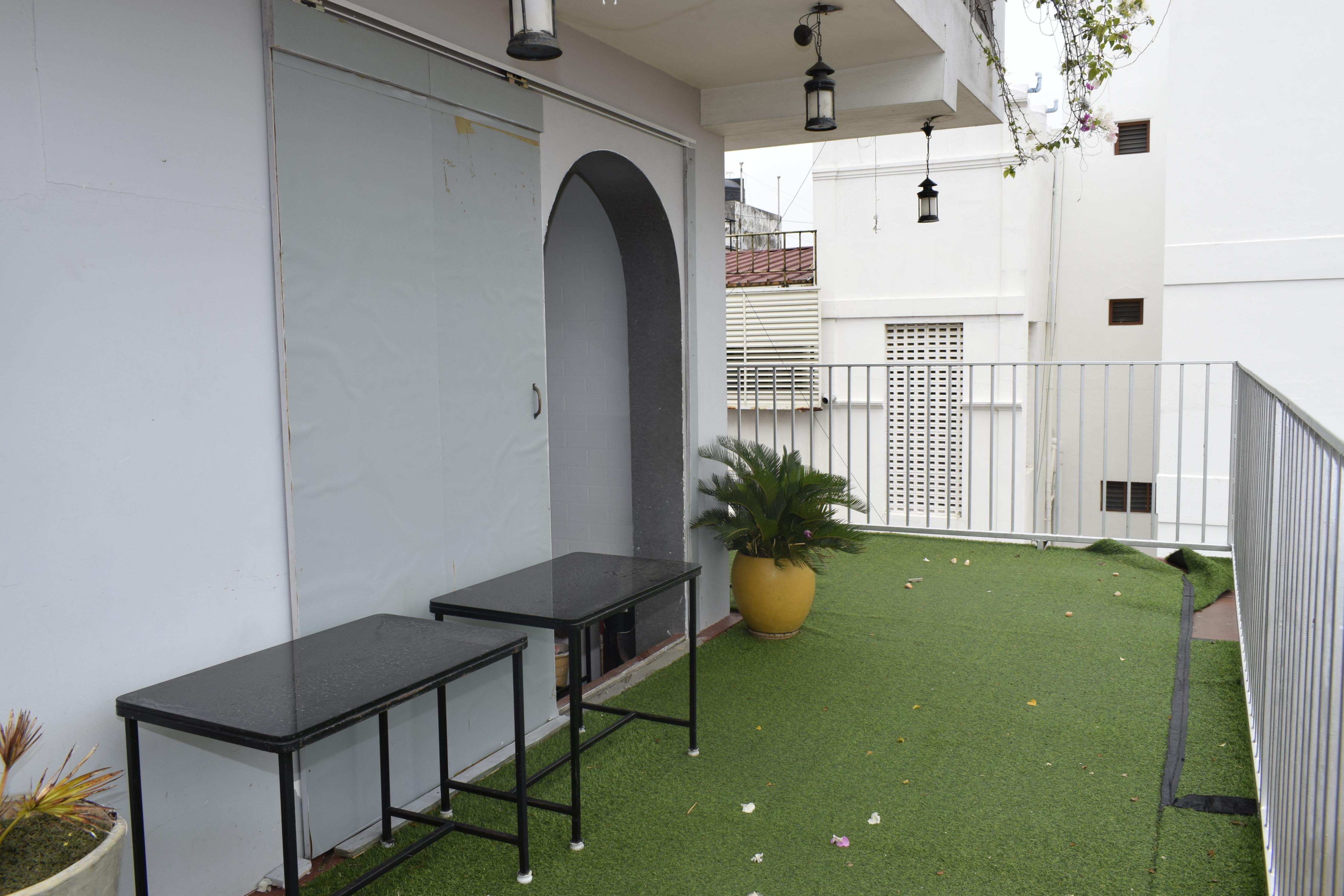 Le Chateau - Tap to explore photos