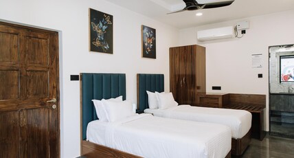 Anjuna Blue Room Type - Deluxe Twin Room