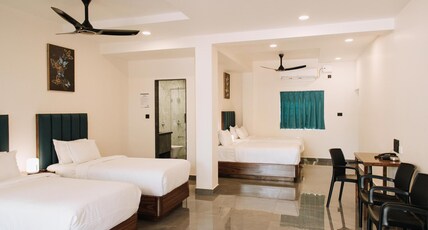 Anjuna Blue Room Type - Deluxe Quad Room