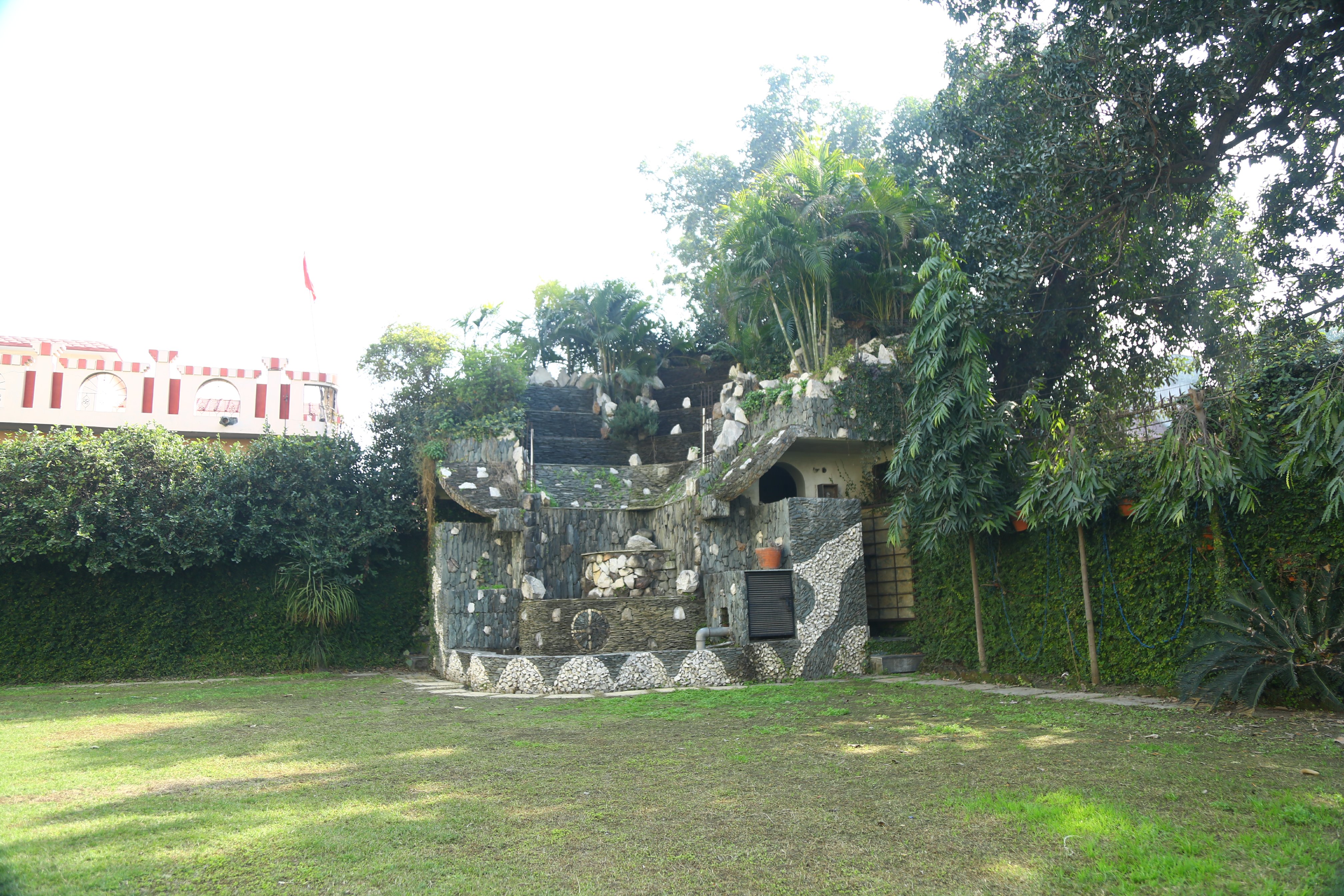 Hotel Premdeep International - Tap to explore photos