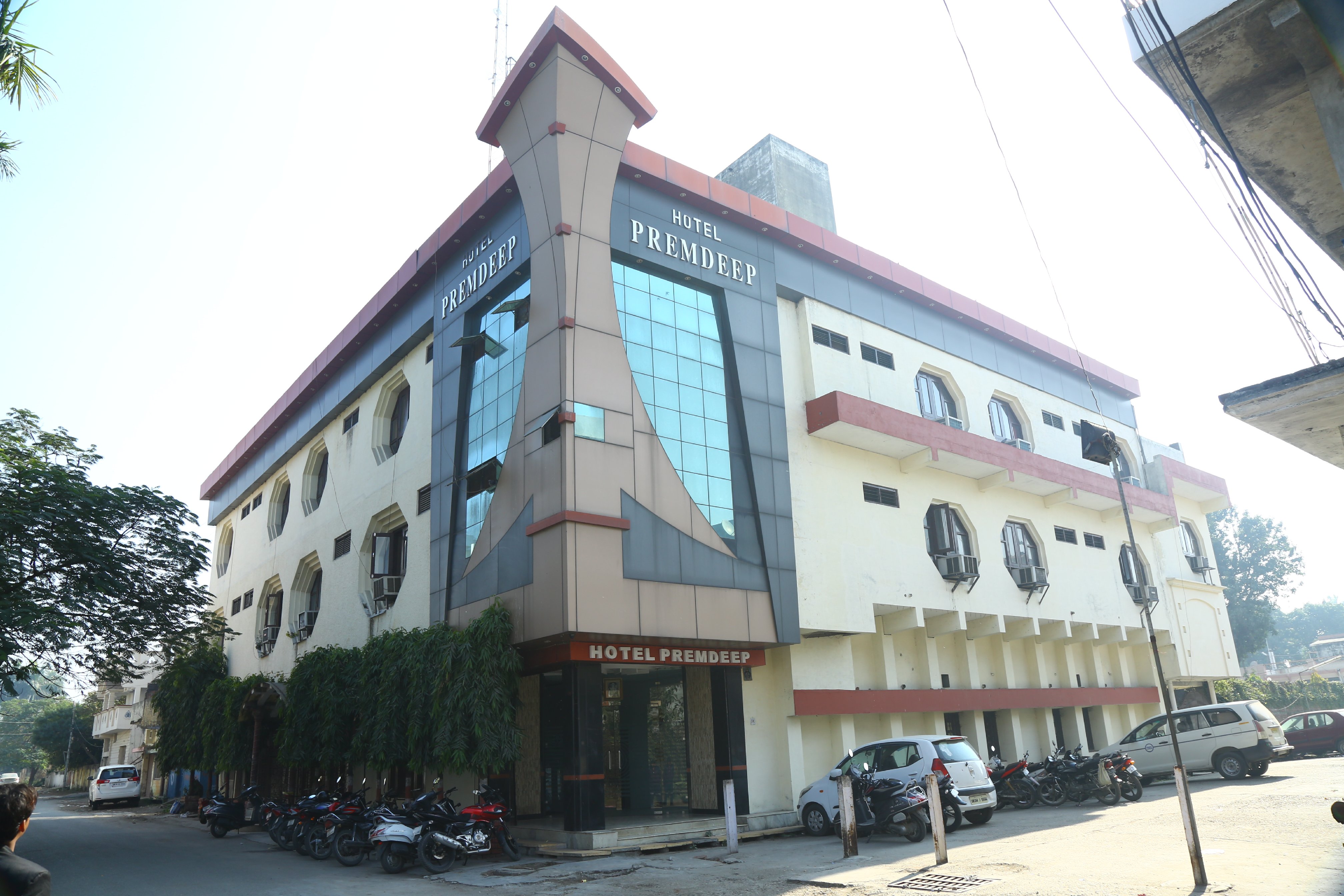 Hotel Premdeep International