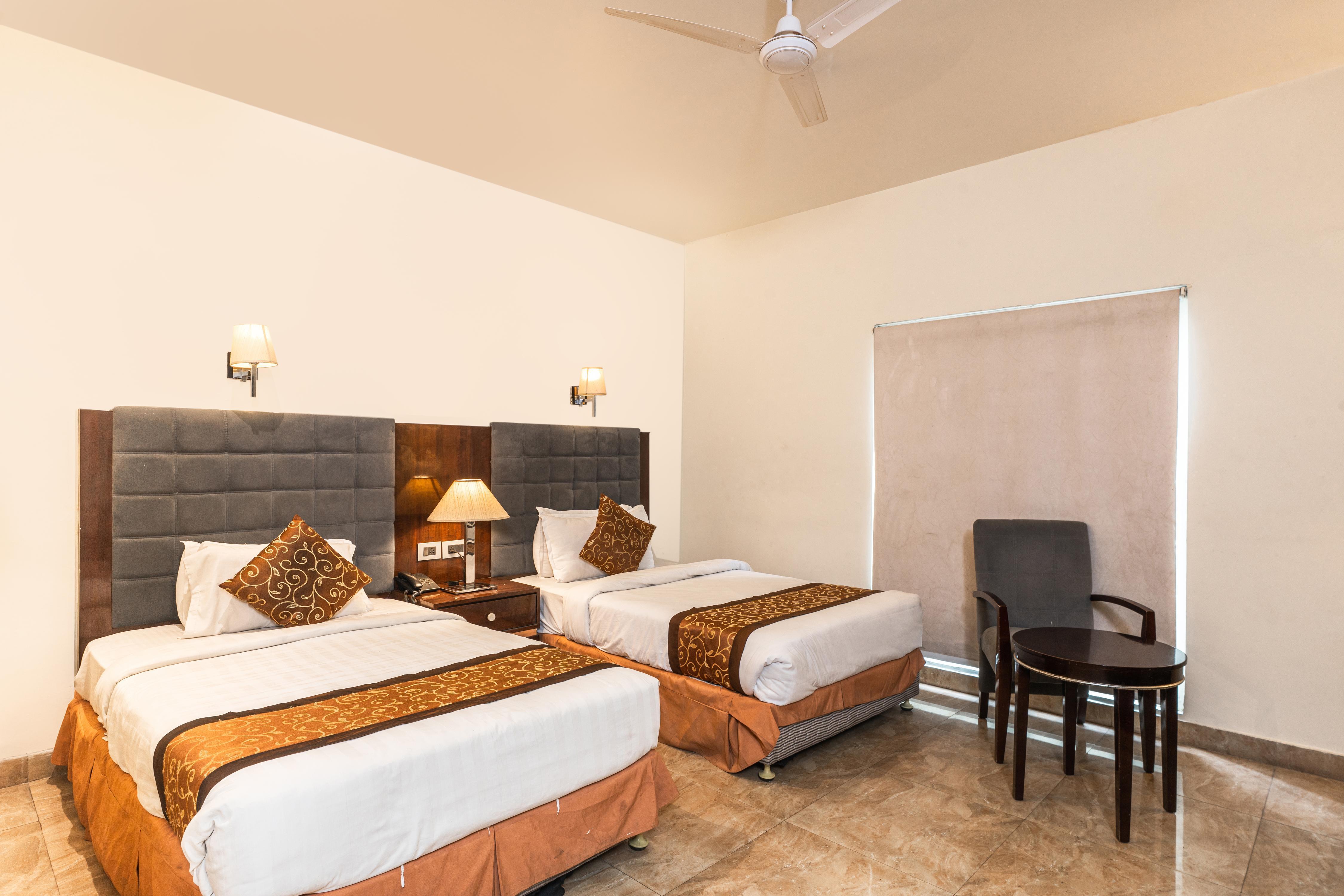 Central Boutique Hotel Room Type - Deluxe Room