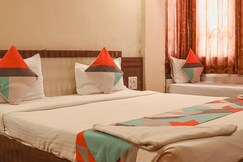 Hotel Mukesh Residency (Near Pune Railway Station)