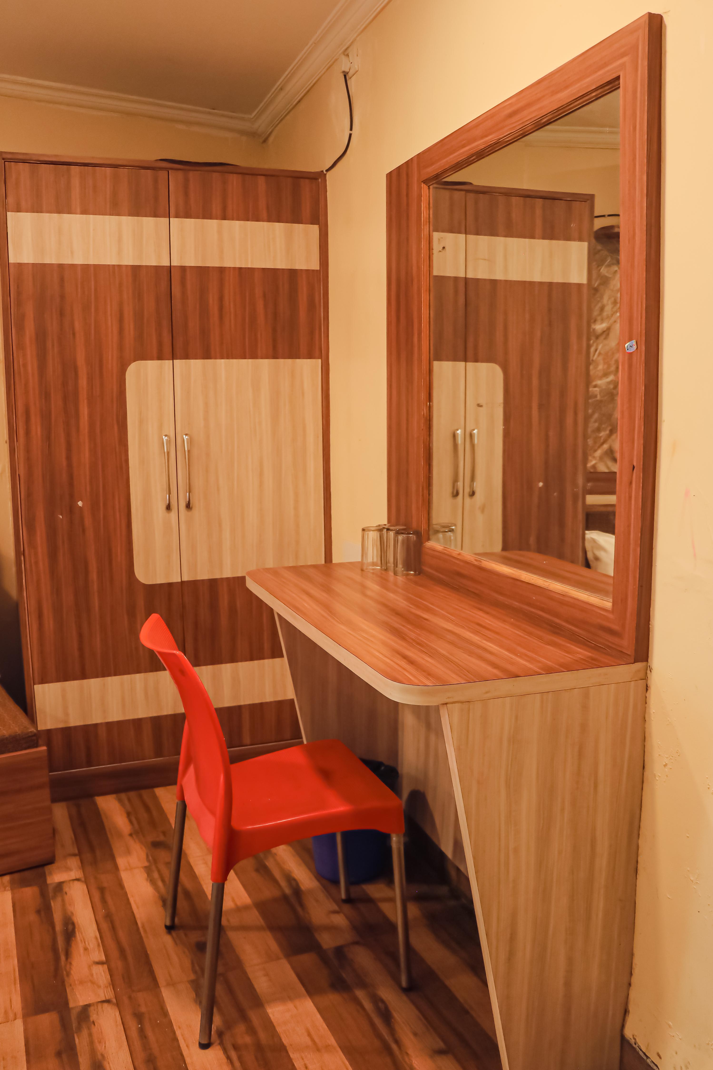 Hotel Mukesh Residency (Near Pune Railway Station) - Tap to explore photos