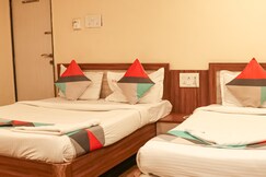 Hotel Mukesh Residency (Near Pune Railway Station)