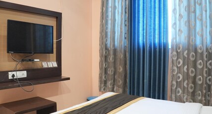 Hotel Vishnu Vilas Room Type - Executive AC Room Hotel Vishnu Vilas Room Type - Executive AC Room