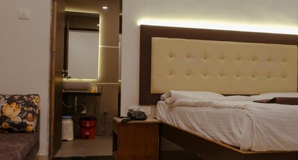 Sanidhya Beach Resort & Spa Room Type - Super Deluxe Rooms with Bathtub