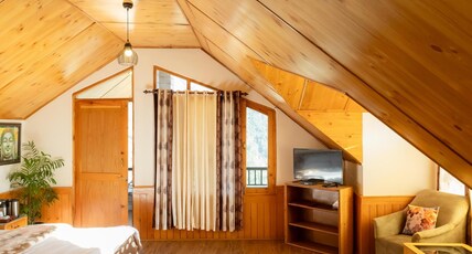 Clifftop Cottages Room Type - Premium Attic Room
