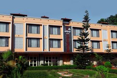 Hotel Kohinoor Highway, Dapoli